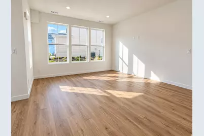 6881 W South Jordan Pkwy S #332, South Jordan, UT 84009 - Photo 5