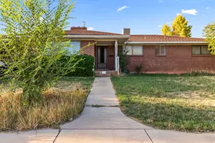389 W 400 N, Richfield, UT 84701 - Photo 1