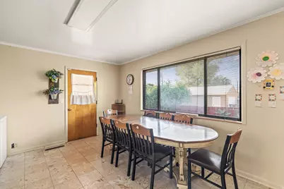 389 W 400 N, Richfield, UT 84701 - Photo 17