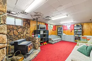 389 W 400 N, Richfield, UT 84701 - Photo 35