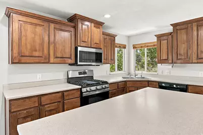 464 N 950 W, Springville, UT 84663 - Photo 5