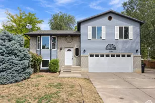 1551 W 265 N, West Point, UT 84015 - Photo 1