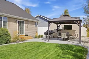 224 E Tate Ct, Grantsville, UT 84029 - Photo 35