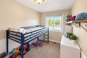 125 E Hanover Dr, Orem, UT 84058 - Photo 23