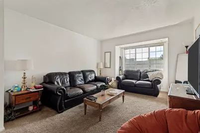 655 E 600 N #12, Provo, UT 84606 - Photo 3