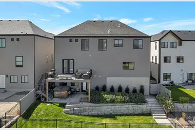 7637 S Brinkerhoff Dr W, West Jordan, UT 84084 - Photo 37