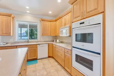 720 E 3230 N, Lehi, UT 84043 - Photo 7