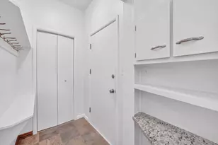 7320 S Chris Ln, Cottonwood Heights, UT 84121 - Photo 17