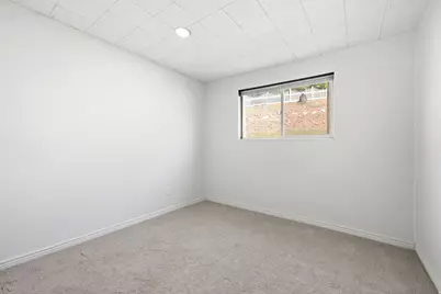 791 E 650 S, Centerville, UT 84014 - Photo 27