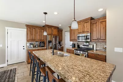 3937 W Dune Buggy Dr S, South Jordan, UT 84009 - Photo 11