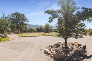 6369 S Cobblerock Ln E, Holladay, UT 84121 - Photo 1