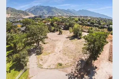 6369 S Cobblerock Ln E, Holladay, UT 84121 - Photo 17