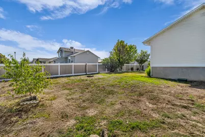 3187 S 6250 W, West Valley, UT 84128 - Photo 37