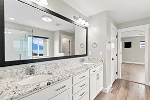 3256 S Iron Hl Cir, Saratoga Springs, UT 84045 - Photo 23