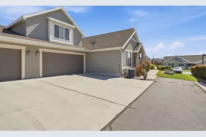 793 W 130 S #D, Pleasant Grove, UT 84062 - Photo 29