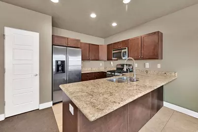 4268 S Main St, Murray, UT 84107 - Photo 9