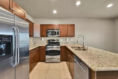 4268 S Main St, Murray, UT 84107 - Photo 7