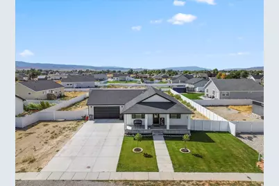 130 E 300 N, Centerfield, UT 84622 - Photo 1