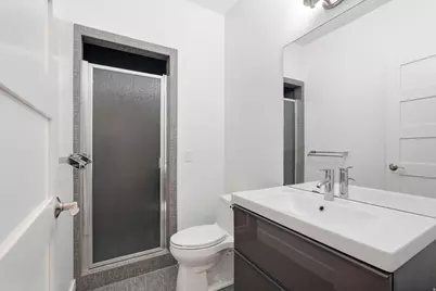 498 E 300 S, Logan, UT 84321 - Photo 17