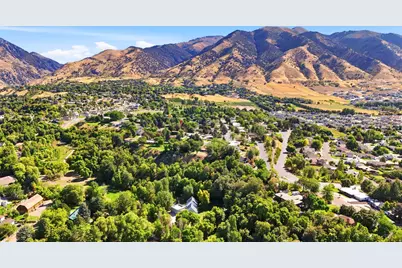 498 E 300 S, Logan, UT 84321 - Photo 43