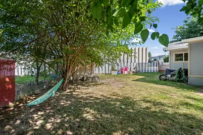 8808 S Oxford Cir, Sandy, UT 84070 - Photo 25