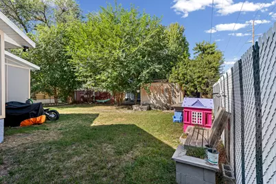 8808 S Oxford Cir, Sandy, UT 84070 - Photo 23