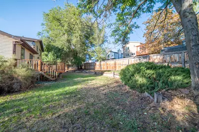 10273 S Countrywood Dr, Sandy, UT 84092 - Photo 23
