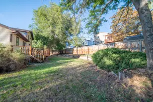 10273 S Countrywood Dr, Sandy, UT 84092 - Photo 23