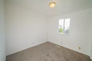 10273 S Countrywood Dr, Sandy, UT 84092 - Photo 17
