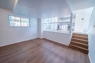 10273 S Countrywood Dr, Sandy, UT 84092 - Photo 13