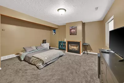 441 E 500 S, Clearfield, UT 84015 - Photo 19