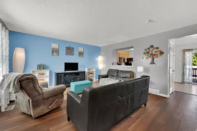 441 E 500 S, Clearfield, UT 84015 - Photo 5
