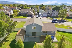 934 W Meadowlark Ln N, West Bountiful, UT 84087 - Photo 35
