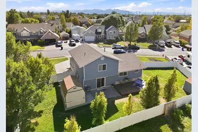 934 W Meadowlark Ln N, West Bountiful, UT 84087 - Photo 3