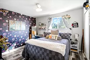 425 W 300 N, Clearfield, UT 84015 - Photo 13