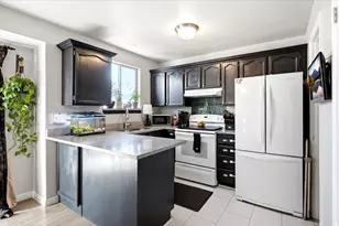425 W 300 N, Clearfield, UT 84015 - Photo 7