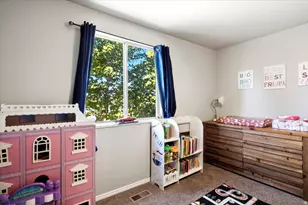 425 W 300 N, Clearfield, UT 84015 - Photo 17