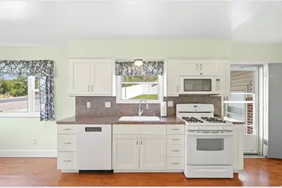 98 E 400 S, Providence, UT 84332 - Photo 9