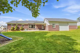 98 E 400 S, Providence, UT 84332 - Photo 33
