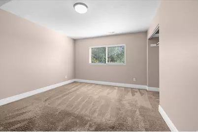 254 E 1825 N, Centerville, UT 84014 - Photo 51