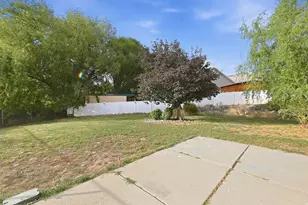 1028 E Canfield Dr N, Ogden, UT 84404 - Photo 19