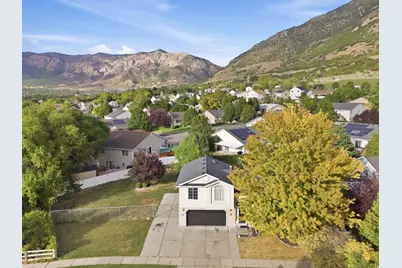 1028 E Canfield Dr N, Ogden, UT 84404 - Photo 23