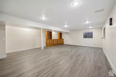 1107 E Birchbrook Cir S, Cottonwood Heights, UT 84047 - Photo 39