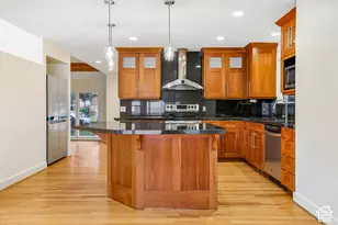 1107 E Birchbrook Cir S, Cottonwood Heights, UT 84047 - Photo 11
