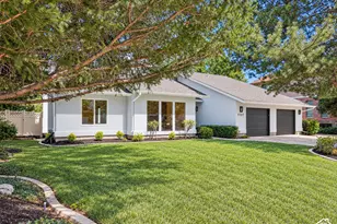 1107 E Birchbrook Cir S, Cottonwood Heights, UT 84047 - Photo 41