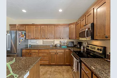 180 W Barry Links Way, Salt Lake City, UT 84115 - Photo 19