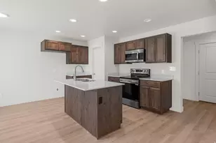 4003 S Woodland W, Mapleton, UT 84664 - Photo 7