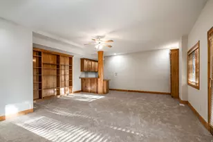 5910 S Whitewater Cir, Holladay, UT 84121 - Photo 35