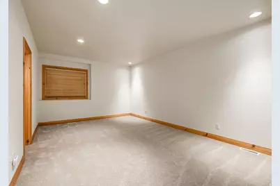 5910 S Whitewater Cir, Holladay, UT 84121 - Photo 49