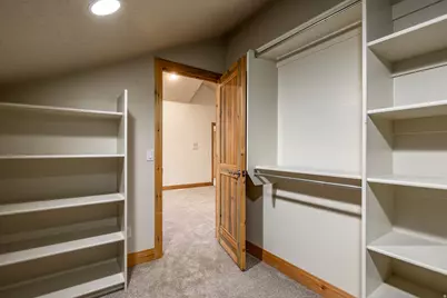 5910 S Whitewater Cir, Holladay, UT 84121 - Photo 47